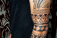 tetovalasok-szines-tetko-fekete-tetovalas-9